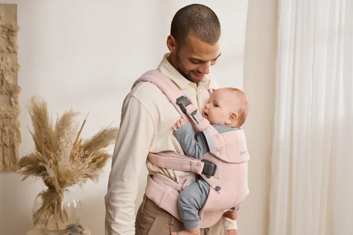 BabyBjorn baby carrier harmony light pink woven