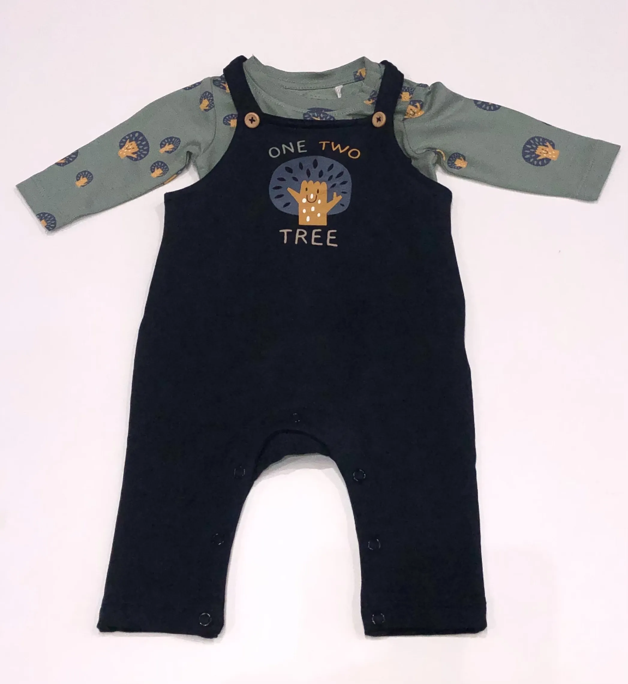 NAME IT nbm vroels top and vonne dungaree set green/navy tree 13226071 aw24