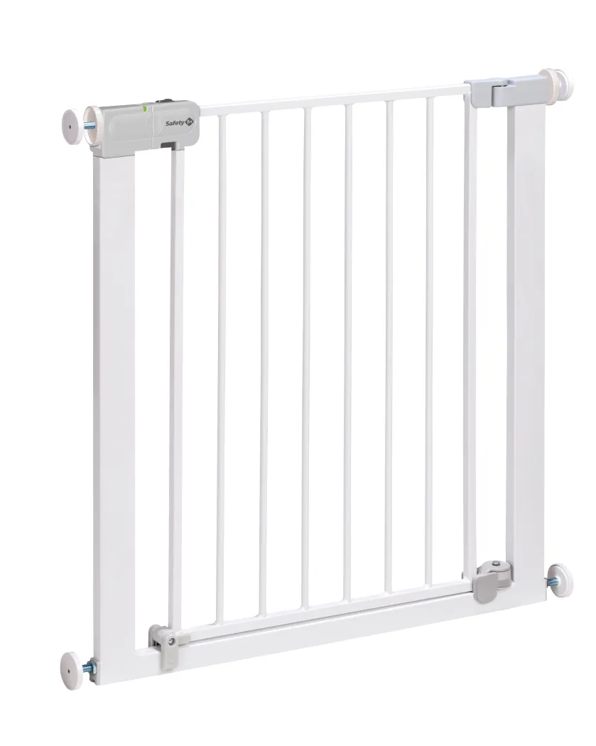 Safety 1st SecurTech® Auto Close Metal Gate White